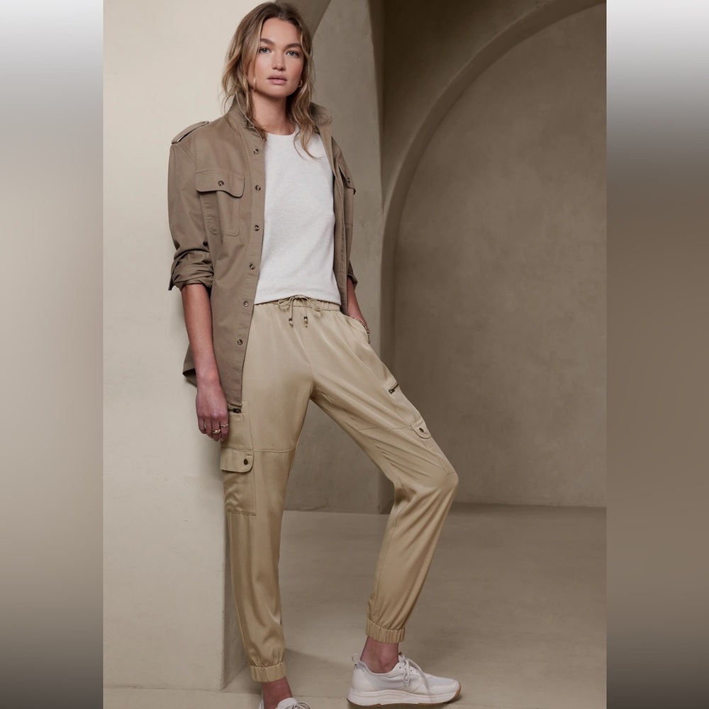 Banana Republic lightweight joggers